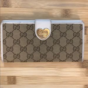 Gucci wallet